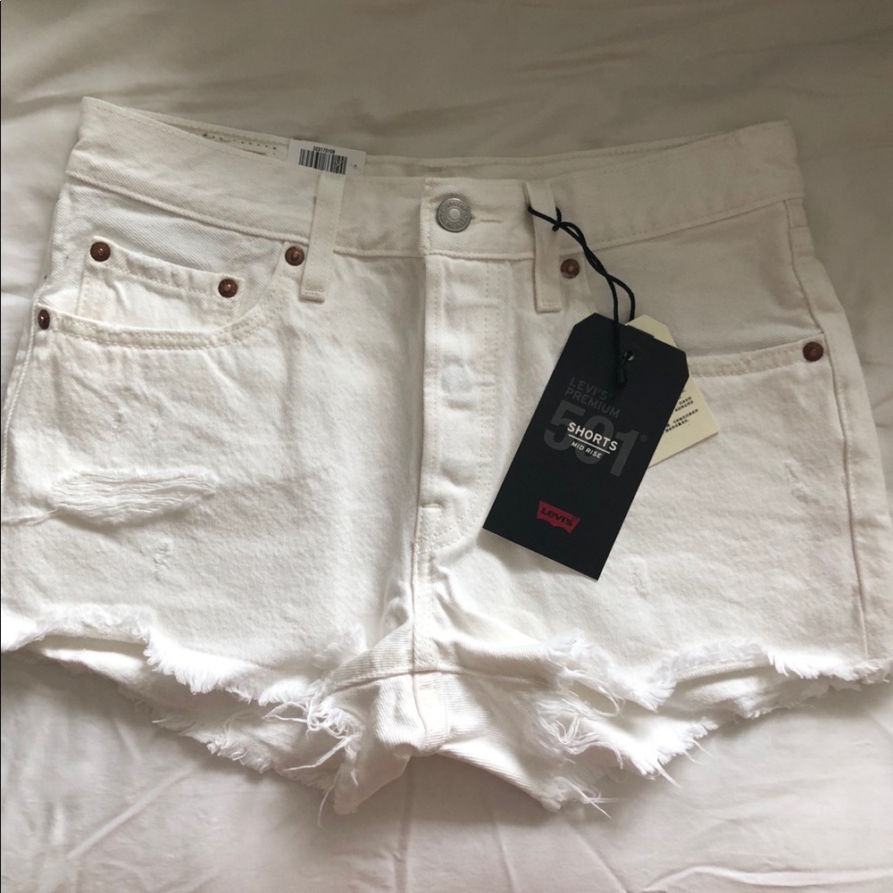 Levi’s 501 white denim shorts